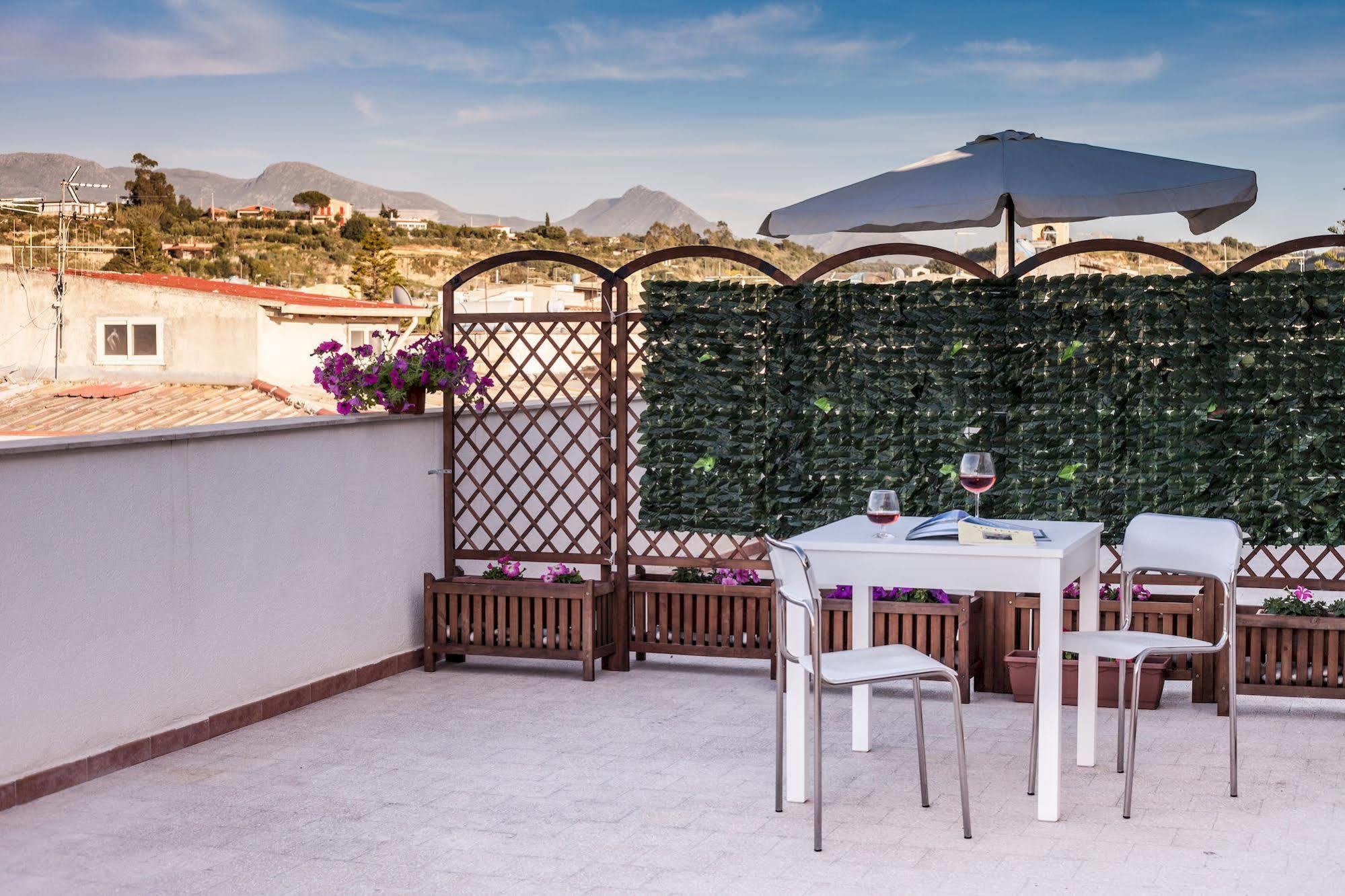 Casa Vacanze Biondo Trappeto  Exterior photo